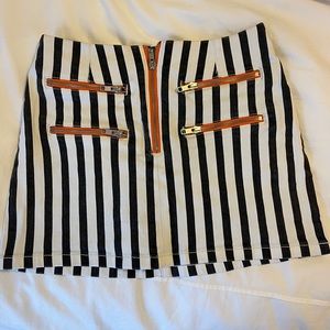 Striped b&w skirt with orange zippers